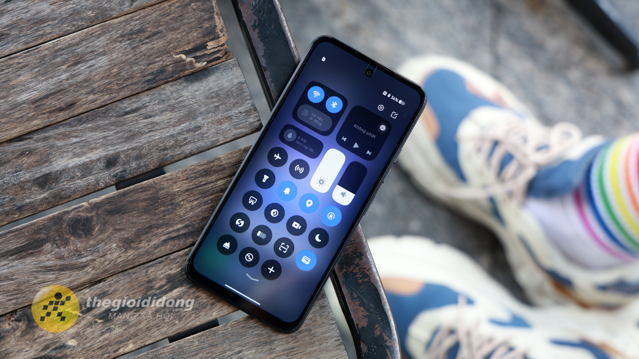 Trên Tay Teno Spark 40C: Điện Thoại Giá Rẻ, Màn Hình 120 Hz Và Pin 6.000 Mah