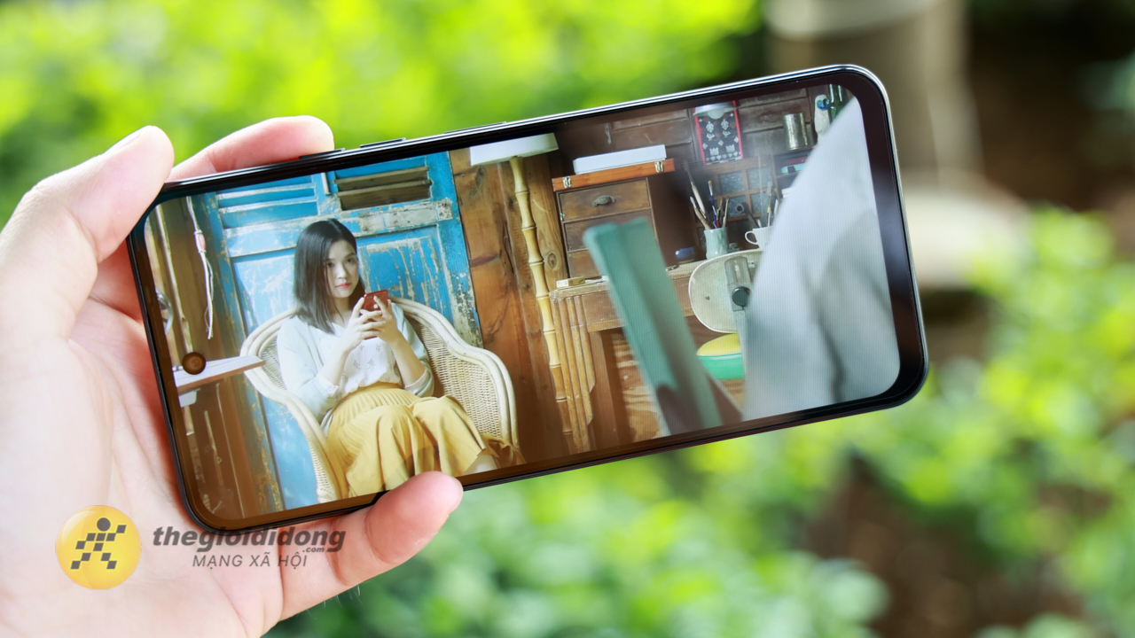 Trên Tay Teno Spark 40C: Điện Thoại Giá Rẻ, Màn Hình 120 Hz Và Pin 6.000 Mah