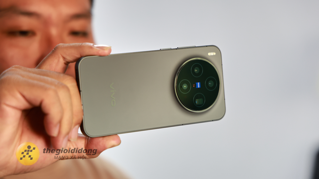 Đánh Giá Chi Tiết Vivo X300 5G Sau 1 Tuần: Khi Sự Gọn Nhẹ Và Camera Đỉnh Cao Lên Tiếng