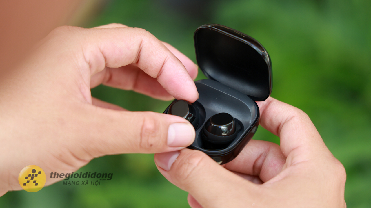 Galaxy Buds Core, Tai Nghe Chống Ồn Giá Rẻ Tưởng Không Cần, Mà Lại Cần Không Tưởng