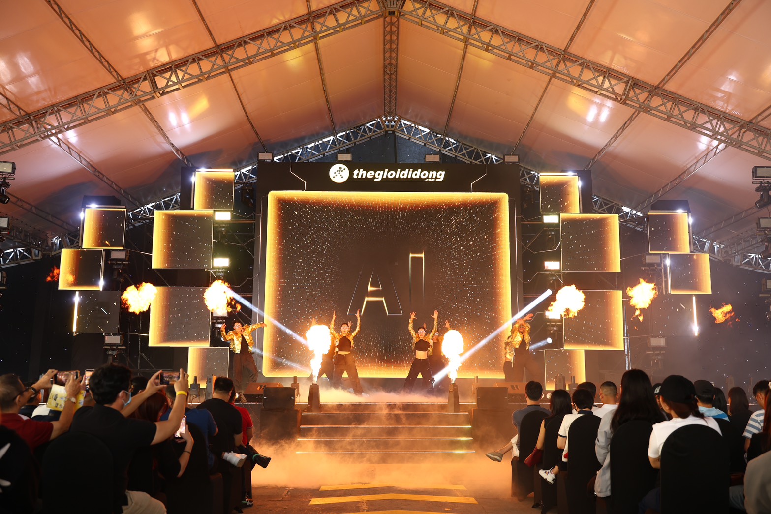 Đại Tiệc Ai Của Thế Giới Di Động Đại Tiệc Ai Của Thế Giới Di Động