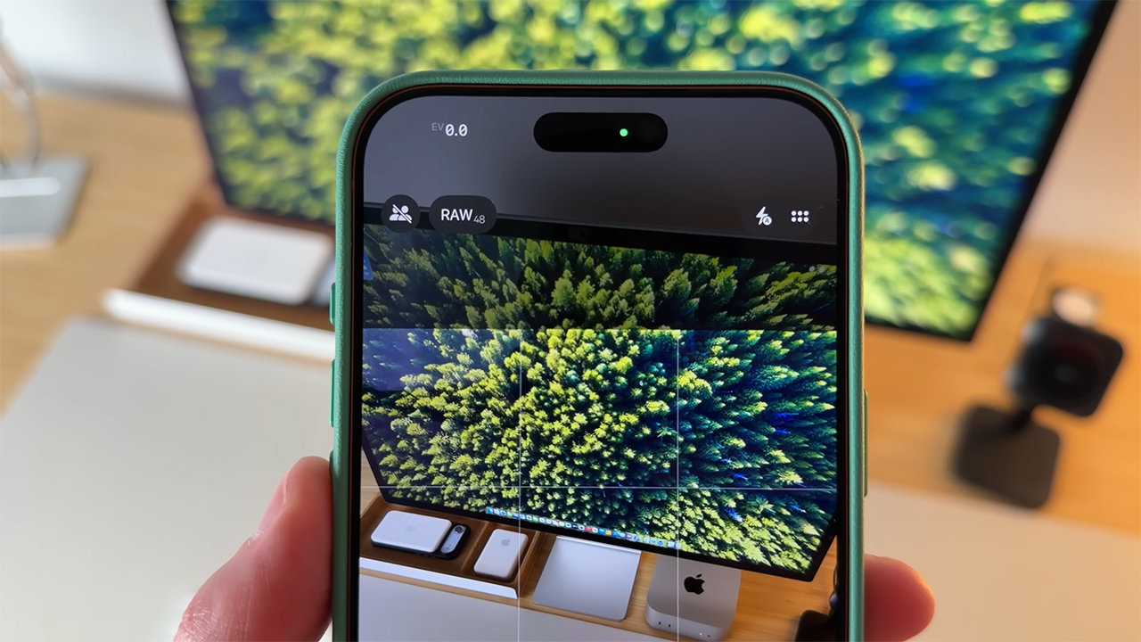 So sánh iPhone 17 Pro Max và 15 Pro Max So sánh iPhone 17 Pro Max và 15 Pro Max