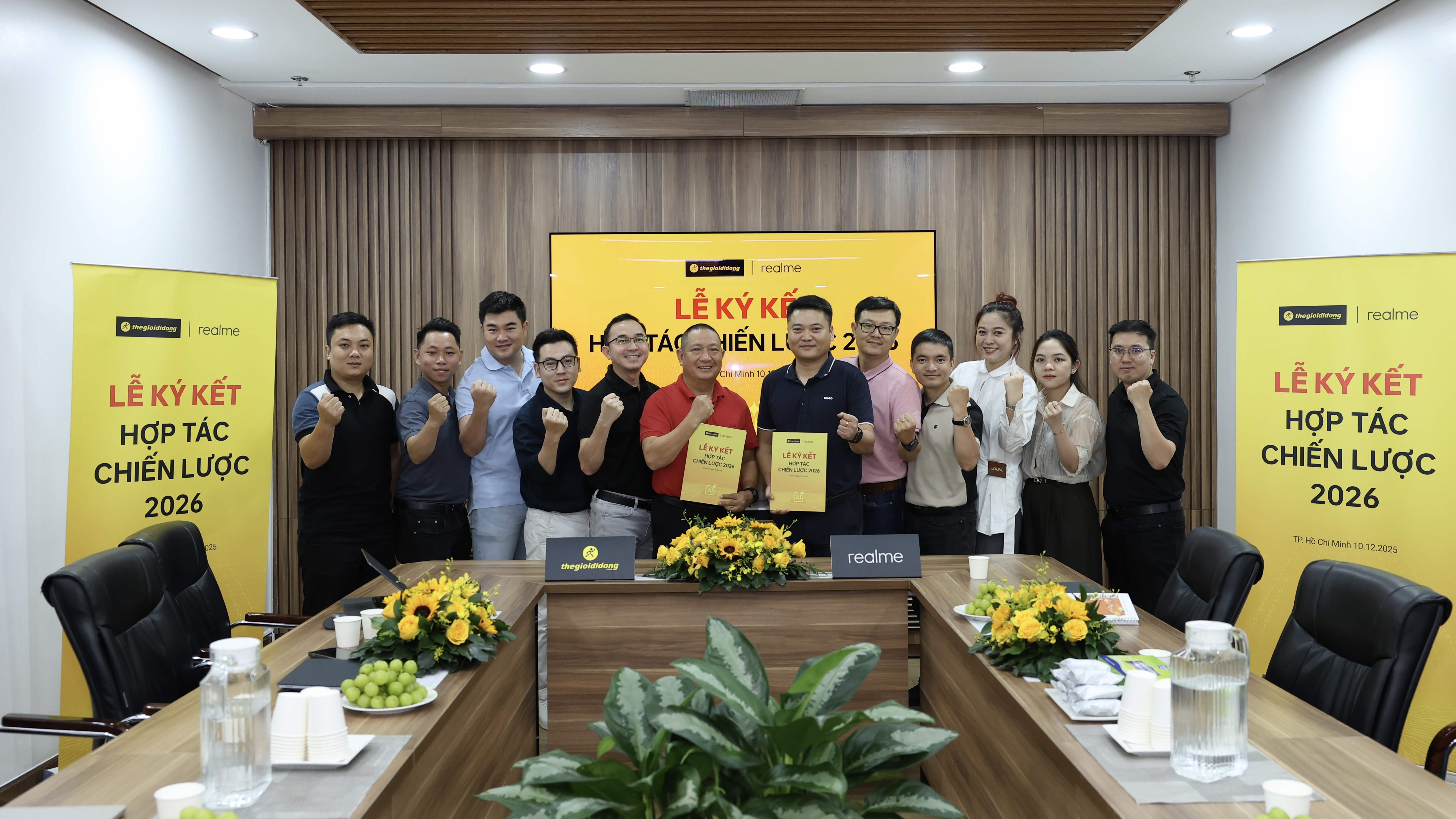 Thế Giới Di Động Và Realme