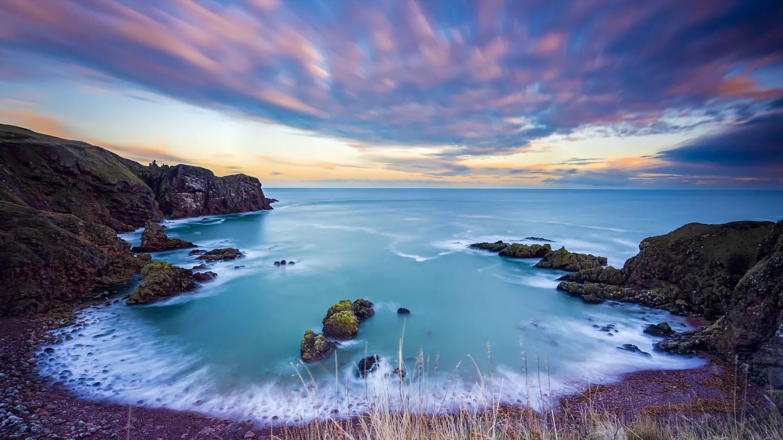 Hình nền 4K với độ chi tiết cao giúp màn hình sắc nét