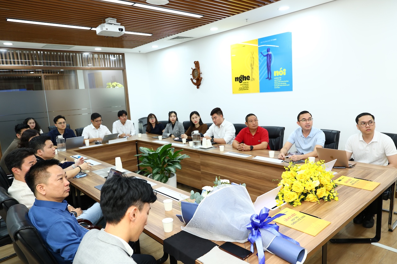 Thế Giới Di Động Và Samsung