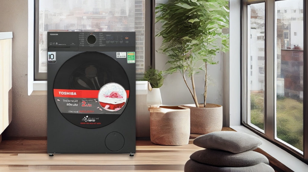 Công nghệ giặt hơi nước Great Steam trên máy giặt Toshiba Inverter 12 kg TW-T21BU130UWV(MG) loại bỏ 99.9% vi khuẩn, giảm nhăn, làm mềm vải, bảo vệ da nhạy cảm