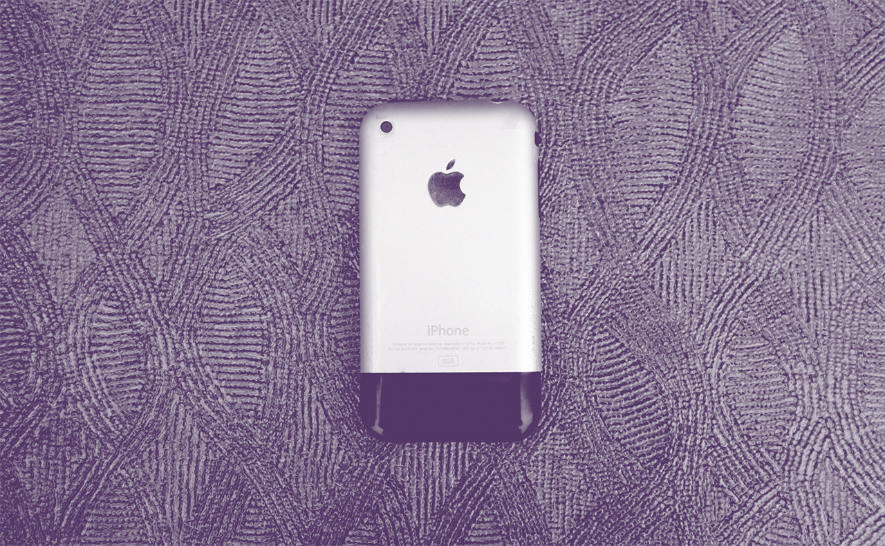 Ai là người phát minh ra điện thoại iPhone