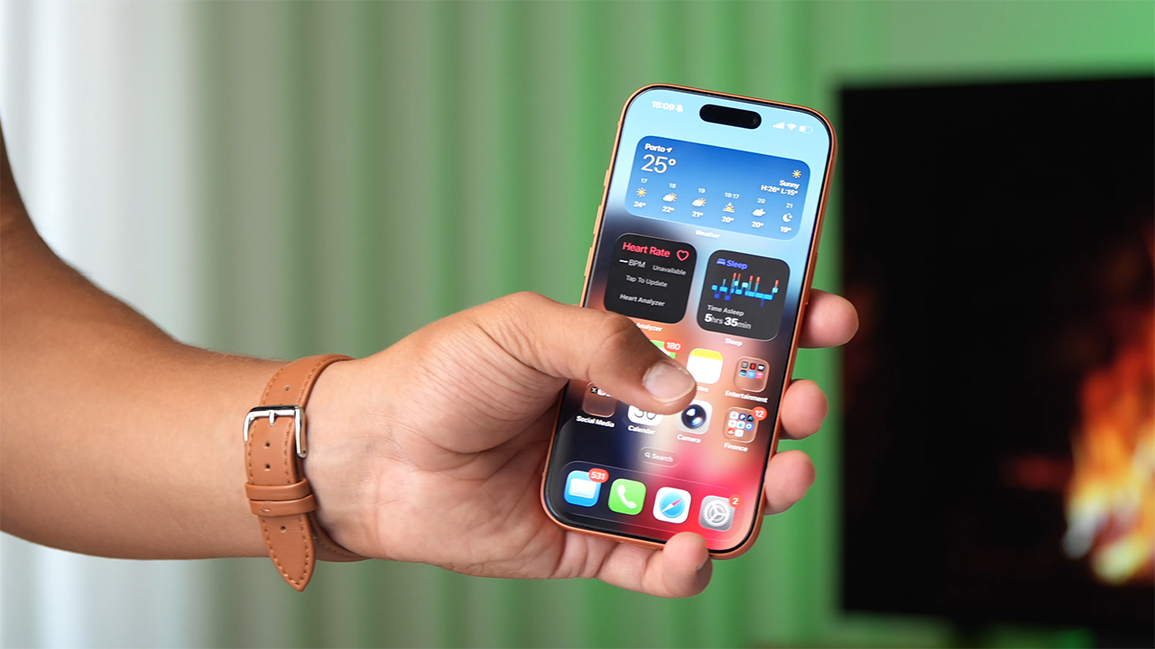 So sánh iPhone 17 Pro và 12 Pro