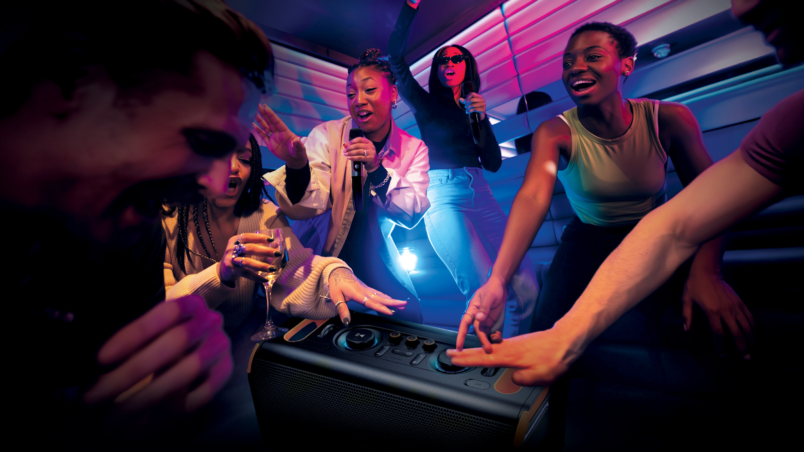 Alpha Works Aw-Genbeatx Và Aw-Genbeat 110 Chính Thức Mở Bán