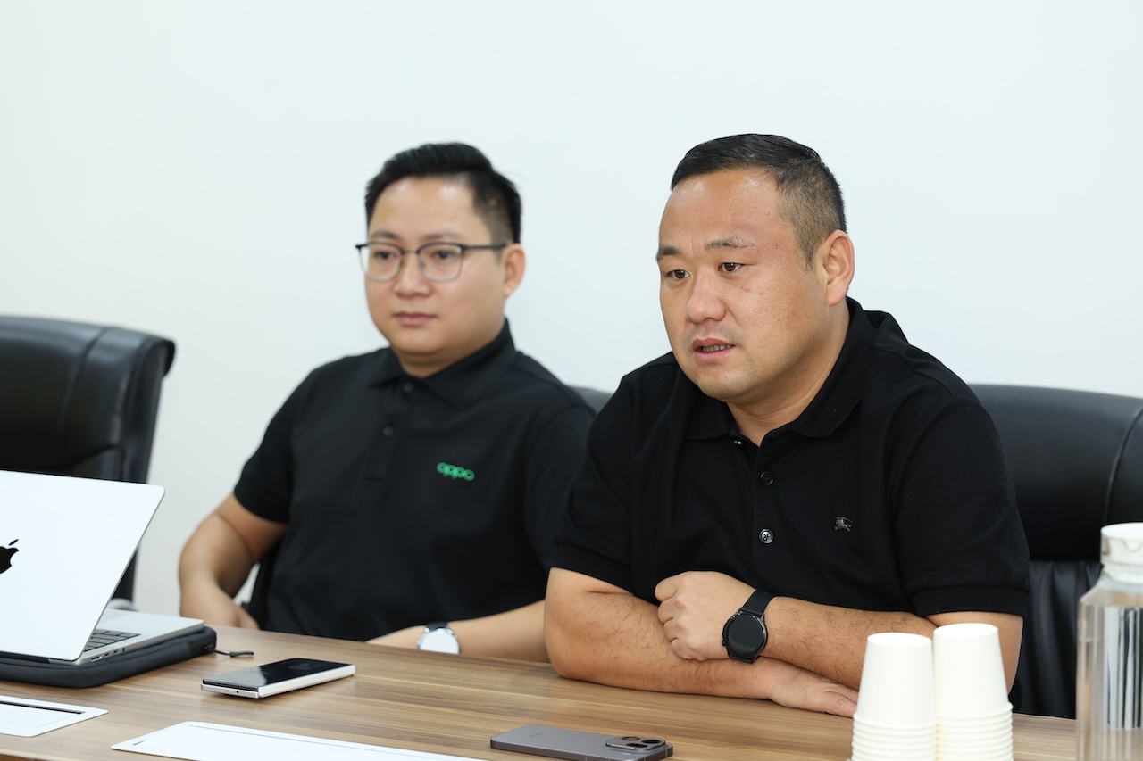 Thế Giới Di Động Và Oppo