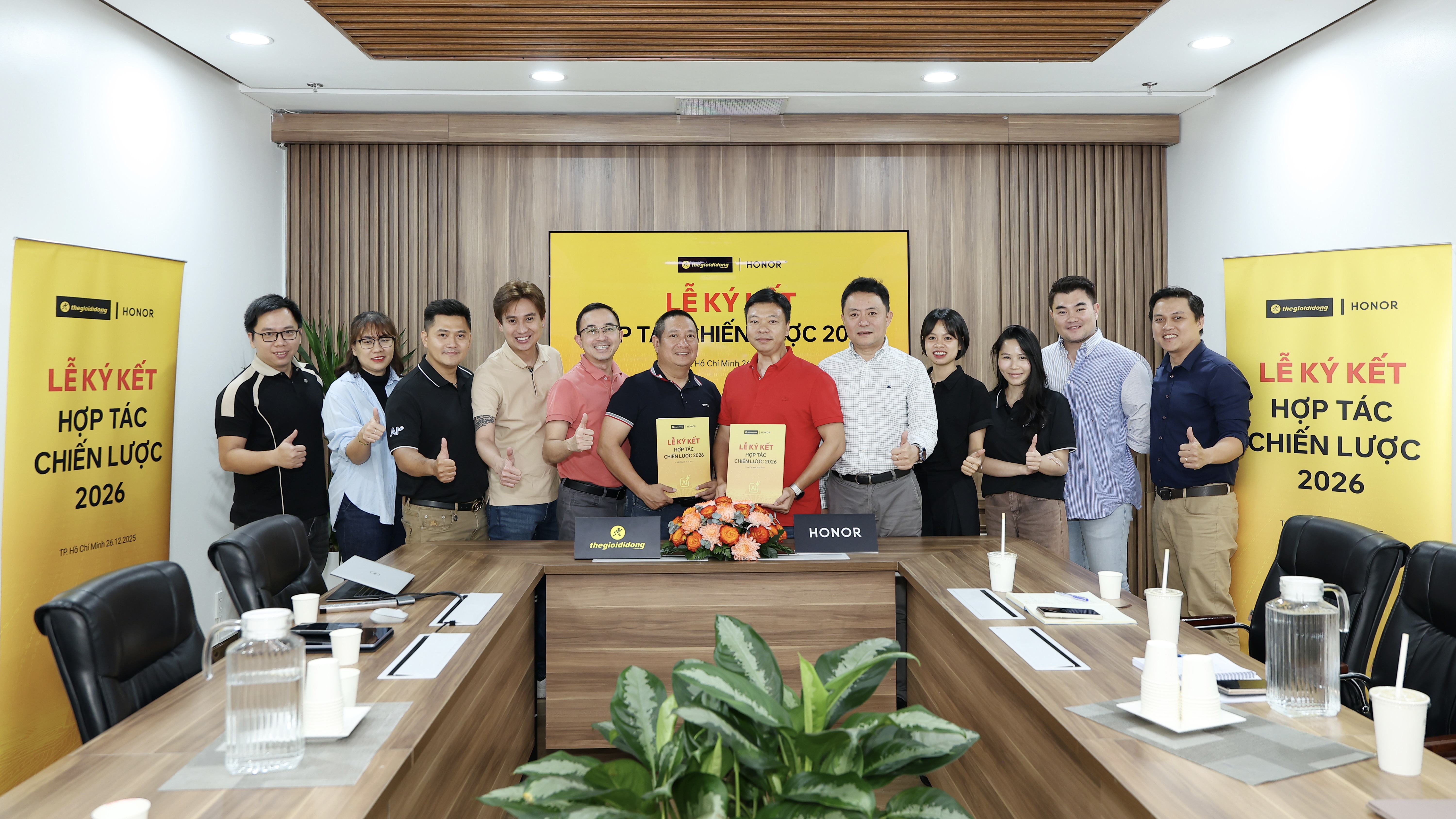 Thế Giới Di Động Và Honor