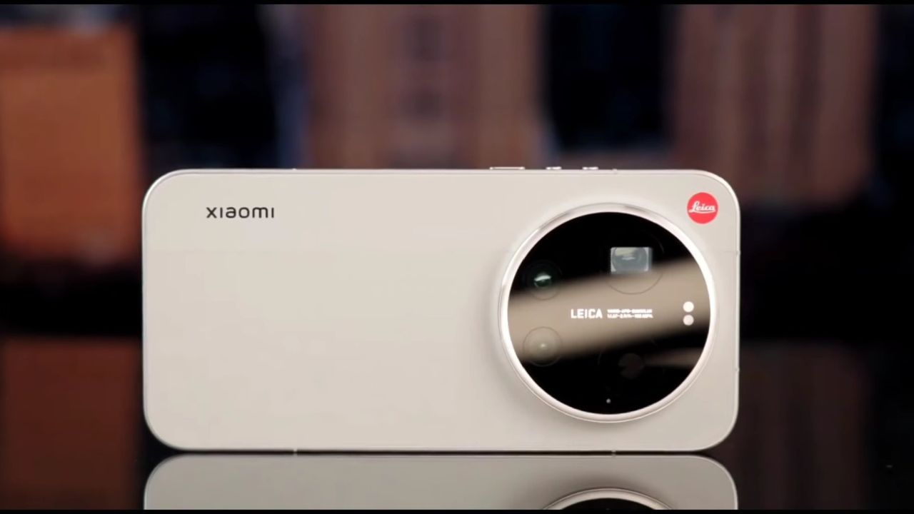 Trên Tay Nhanh Xiaomi 17 Ultra By Leica: Siêu Phẩm Camera-Phone Với Ống Kính Xoay Khẩu Vật Lý