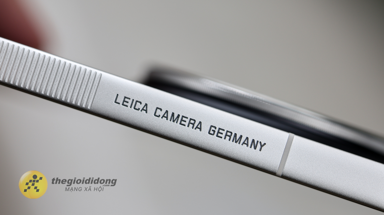 Trên tay nhanh Xiaomi 17 Ultra by Leica: Siêu phẩm camera-phone với ống kính xoay khẩu vật lý