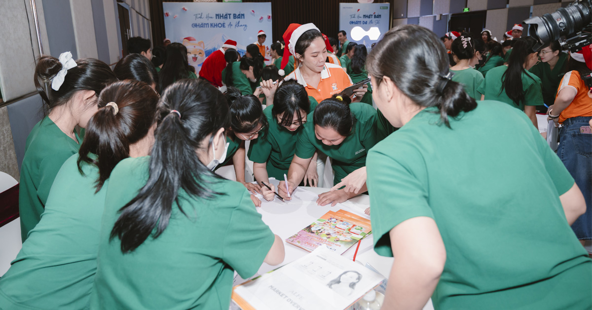 Các dược sĩ hào hứng và bứt phá trong cuộc thi kiến thức Các dược sĩ hào hứng và bứt phá trong cuộc thi kiến thức