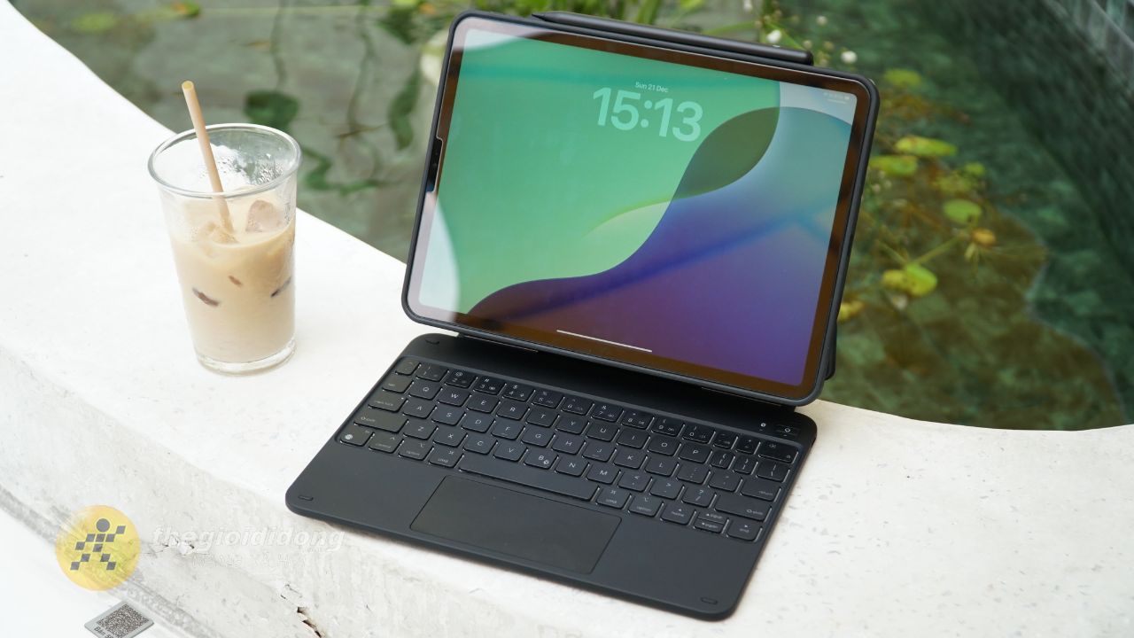 Trên Tay Bao Da Kèm Bàn Phím Esr Rebound Magnetic Keyboard Case 360 Cho Ipad Pro 11 Inch