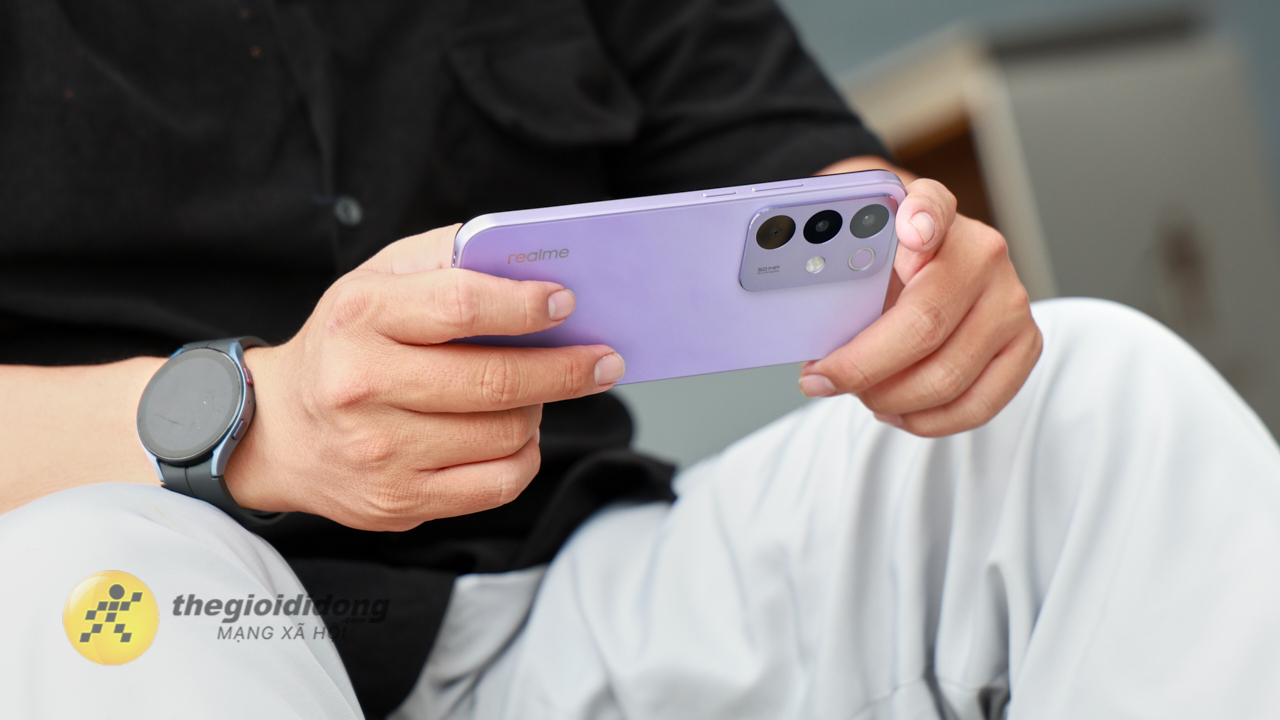 4 yếu tố điện thoại tầm trung giá rẻ 2026 cần có