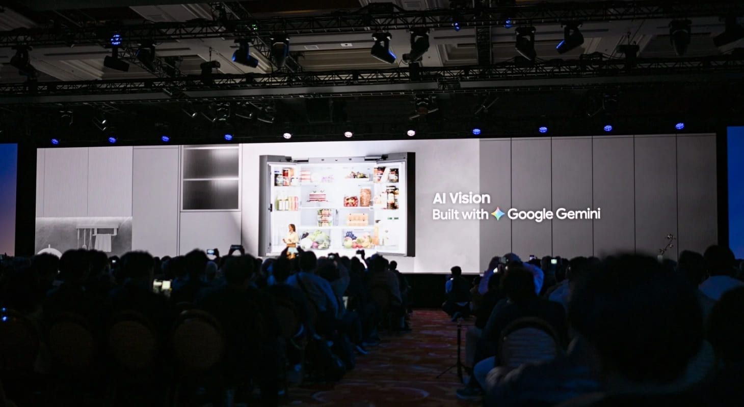 Tủ lạnh Family Hub tích hợp AI sâu, giúp công việc bếp núc trở nên dễ dàng và hiện đại hơn