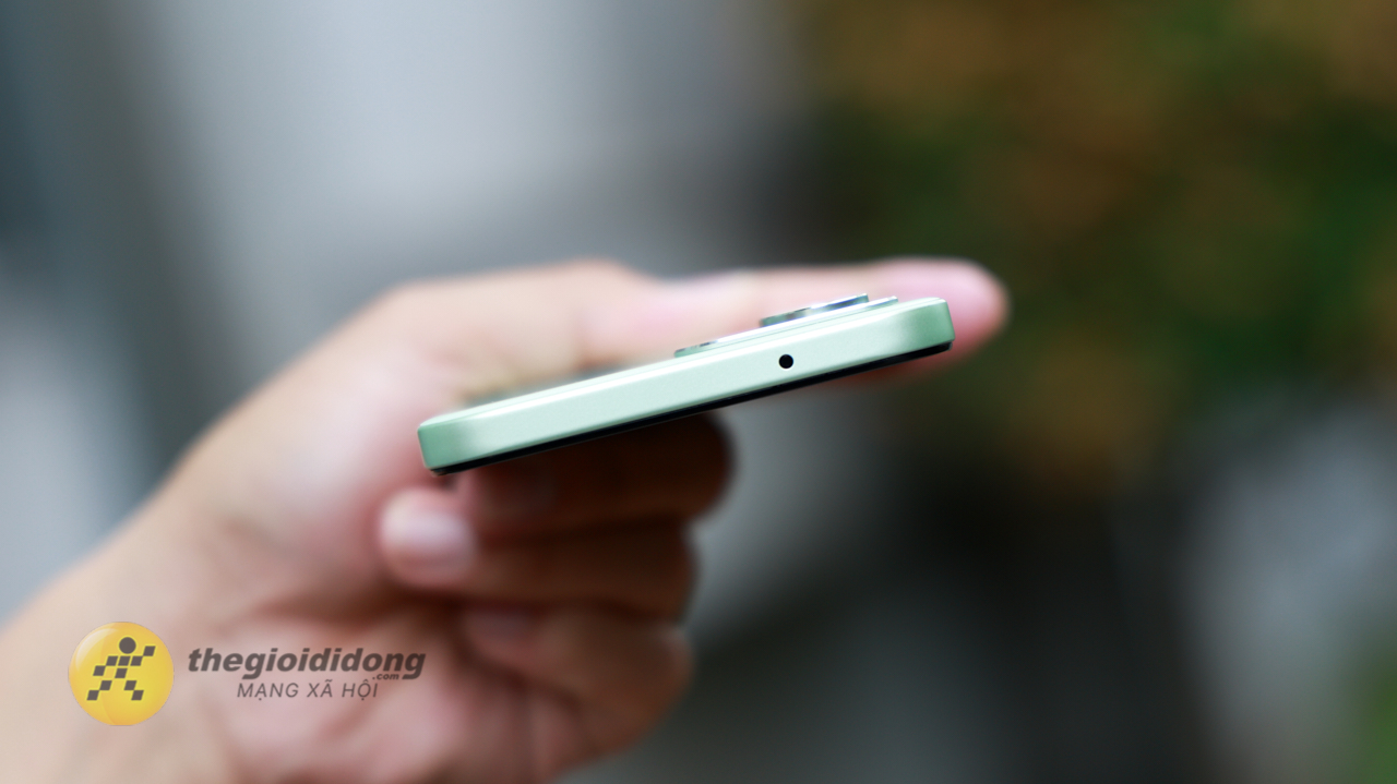 Trên Tay Xiaomi Redmi 15 5G: Màn Hình Full Hd+ Siêu Lớn, Snapdragon 6S Gen 3, Pin Lớn 7.000 Mah