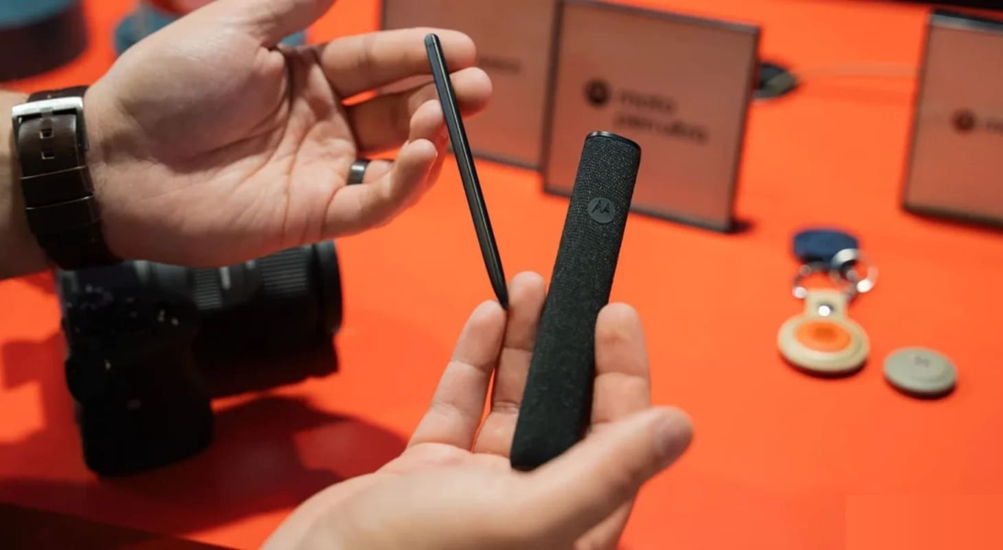 Bút Moto Pen Ultra đi kèm với Motorola Razr Fold Bút Moto Pen Ultra đi kèm với Motorola Razr Fold