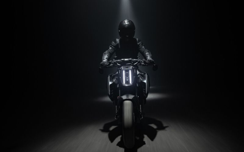 Vẻ đẹp hiện đại và mạnh mẽ của công nghệ trên nền đen