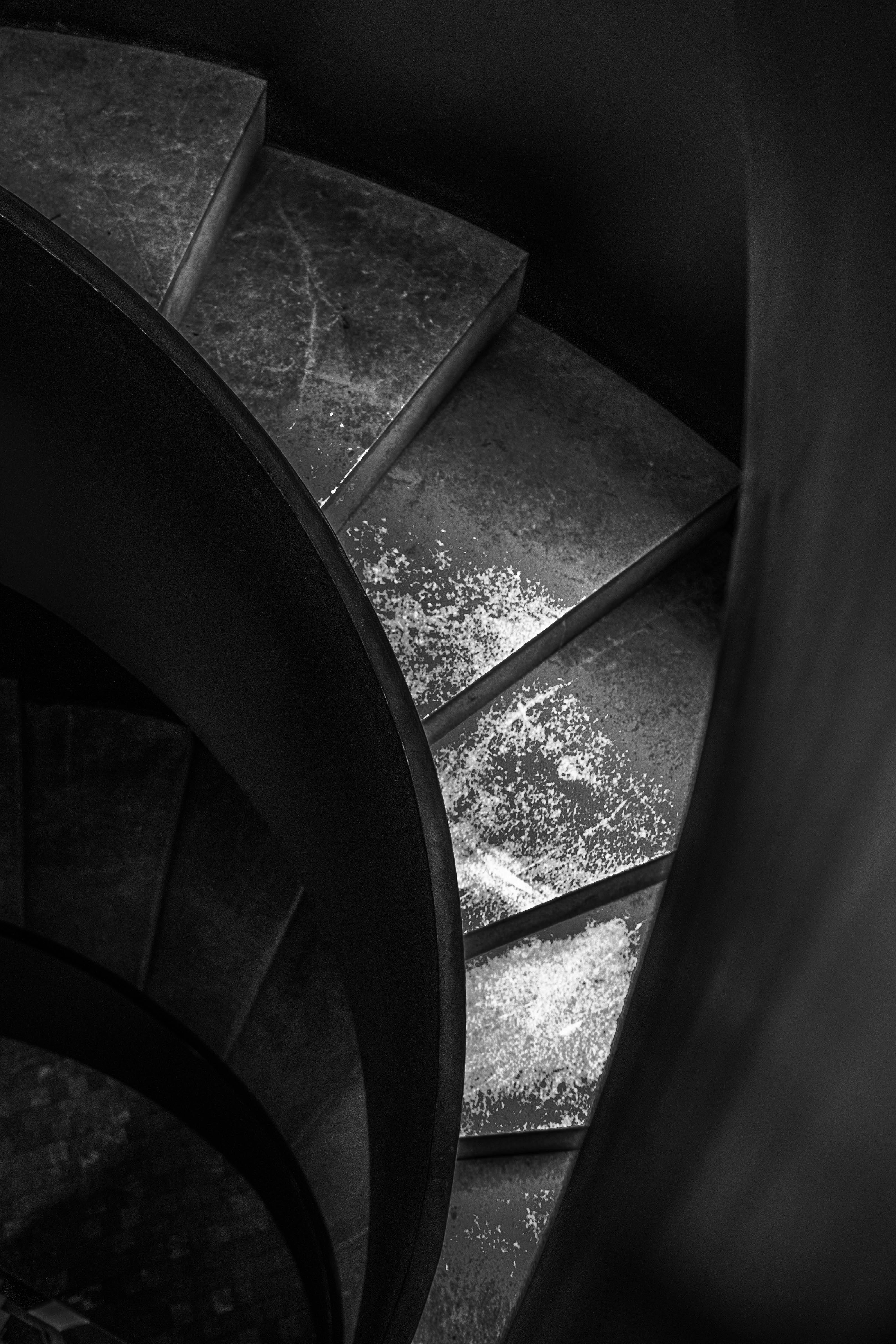 Thiết kế siêu thực có chiều sâu tạo hiệu ứng thị giác ấn tượng