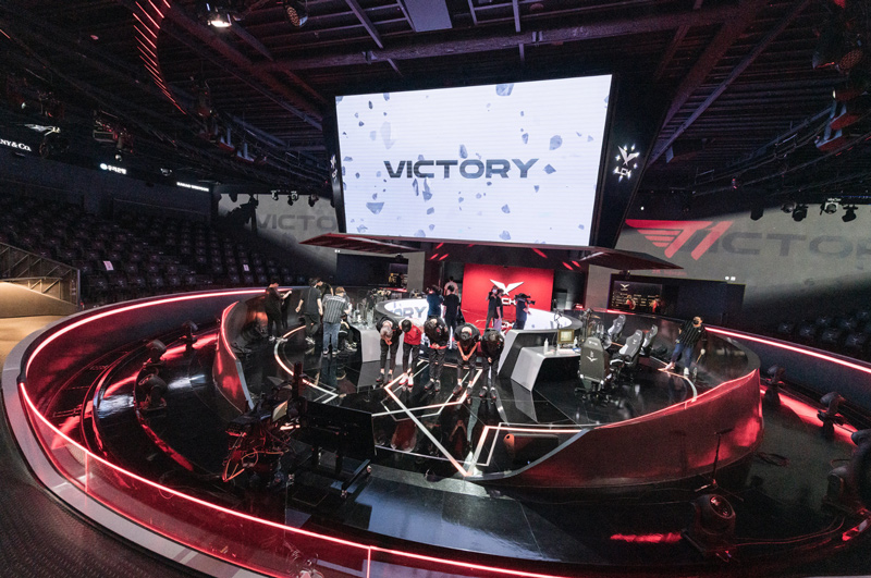 Sau vòng bảng, LCK Cup 2026 bước vào Play-in và Playoffs đầy khốc liệt, nơi bản lĩnh, chiến thuật và Bo5 quyết định tất cả