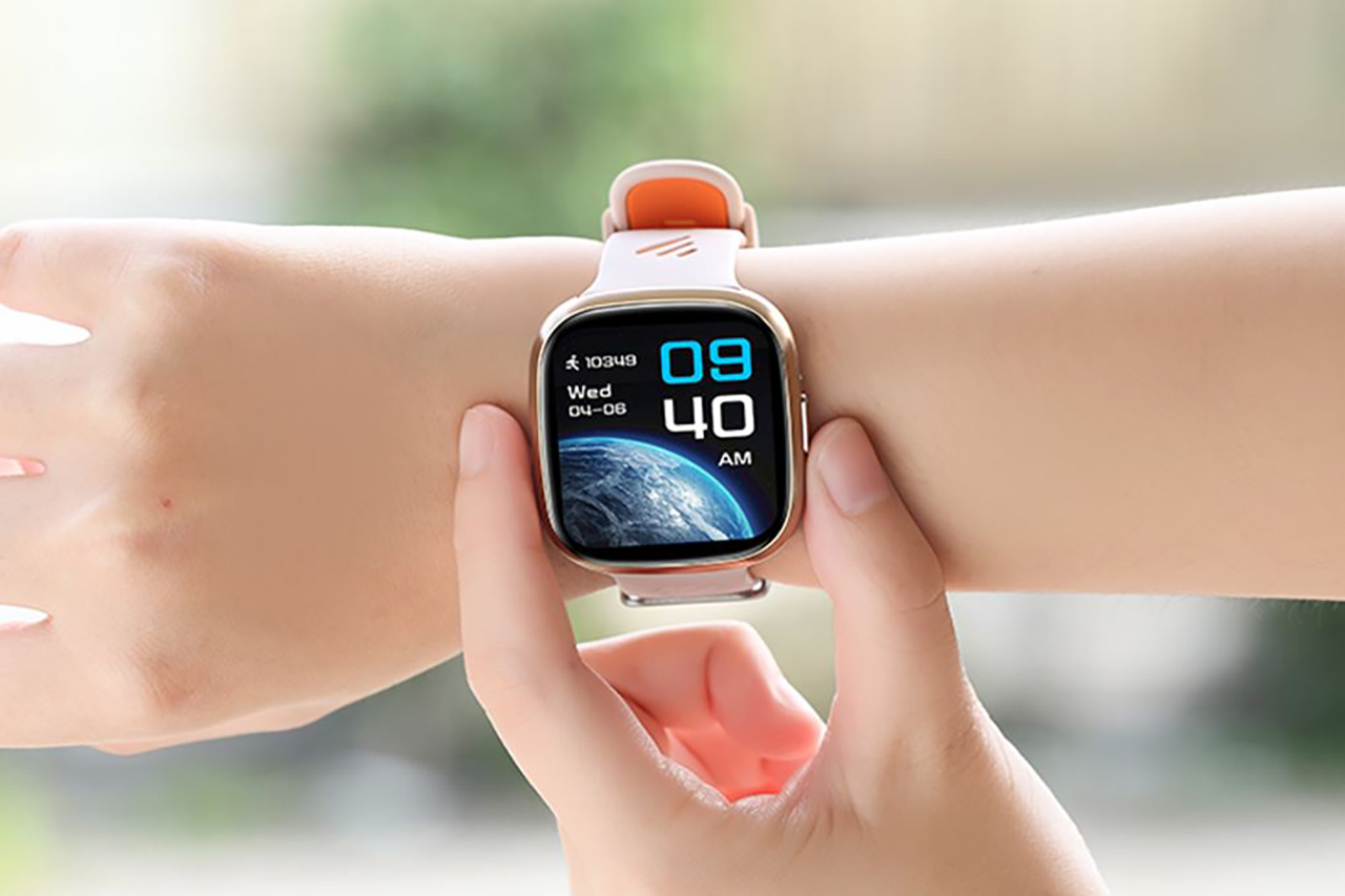 Tặng Smartwatch - Quà Tết Ý Nghĩa Thiết Thực