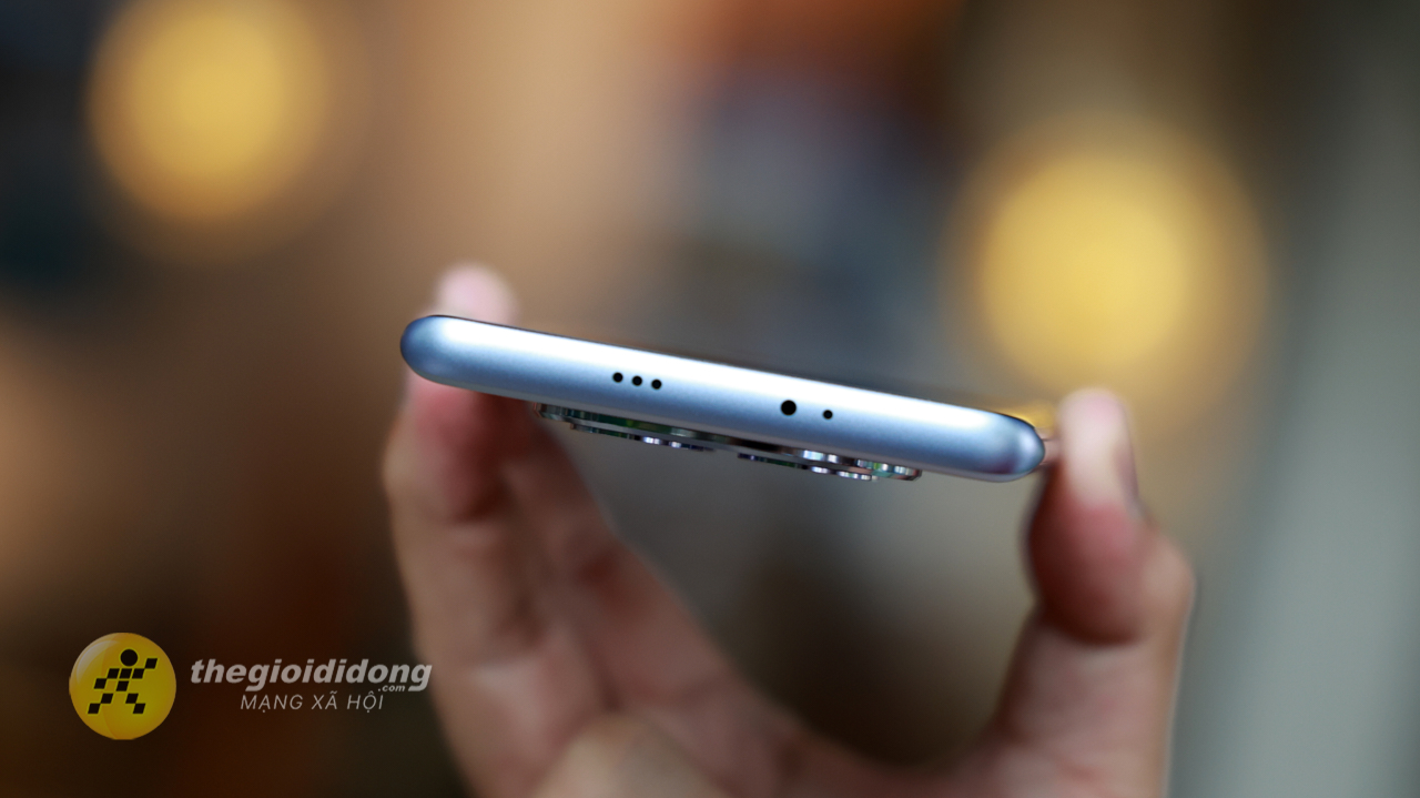 Trên tay Xiaomi Redmi Note 15: Màn hình cong AMOLED, camera có OIS