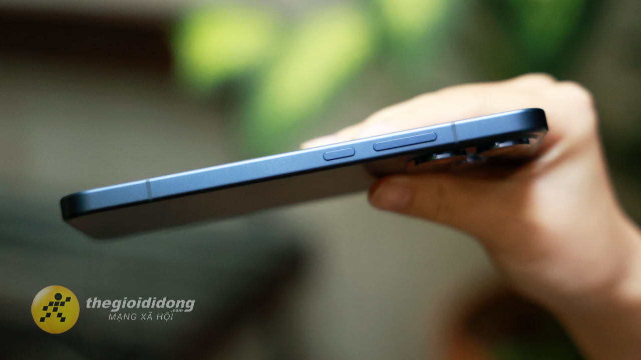 Trên Tay Oppo Reno15 5G: Thiết Kế Đẹp Mắt, Snapdragon 7 Gen 4 Và Pin 6.500 Mah