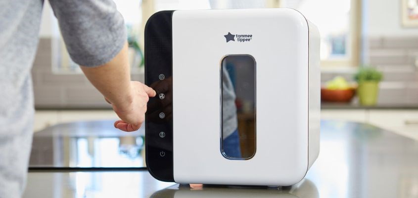 Tommee Tippee UV dùng đèn Philips bền bỉ, tiệt trùng 99,9%, vận hành êm và an toàn chuẩn Anh Quốc