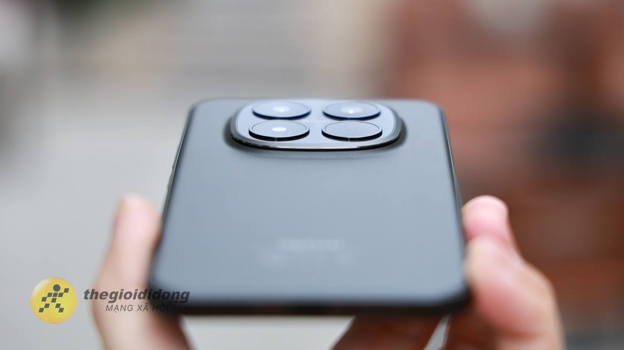 Trên Tay Xiaomi Redmi Note 15 Pro Plus 5G: