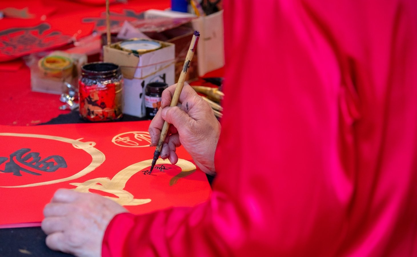 Các câu đối Tết mừng khách hàng