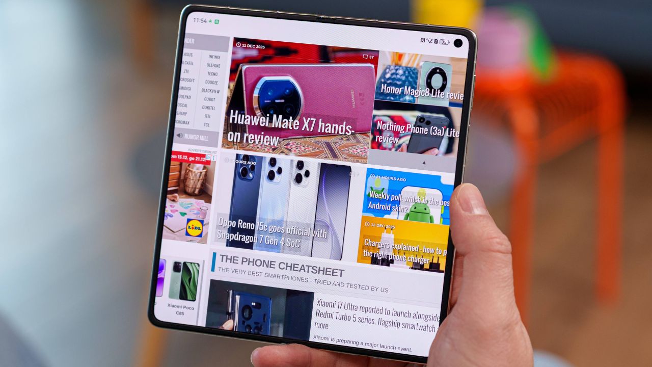 Trên tay HUAWEI Mate X7: Thiết kế bền bỉ, camera 50 MP đỉnh cao, pin lớn 5.600 mAh