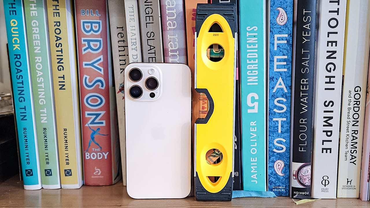 Nên mua iPhone trước Tết hay sau Tết