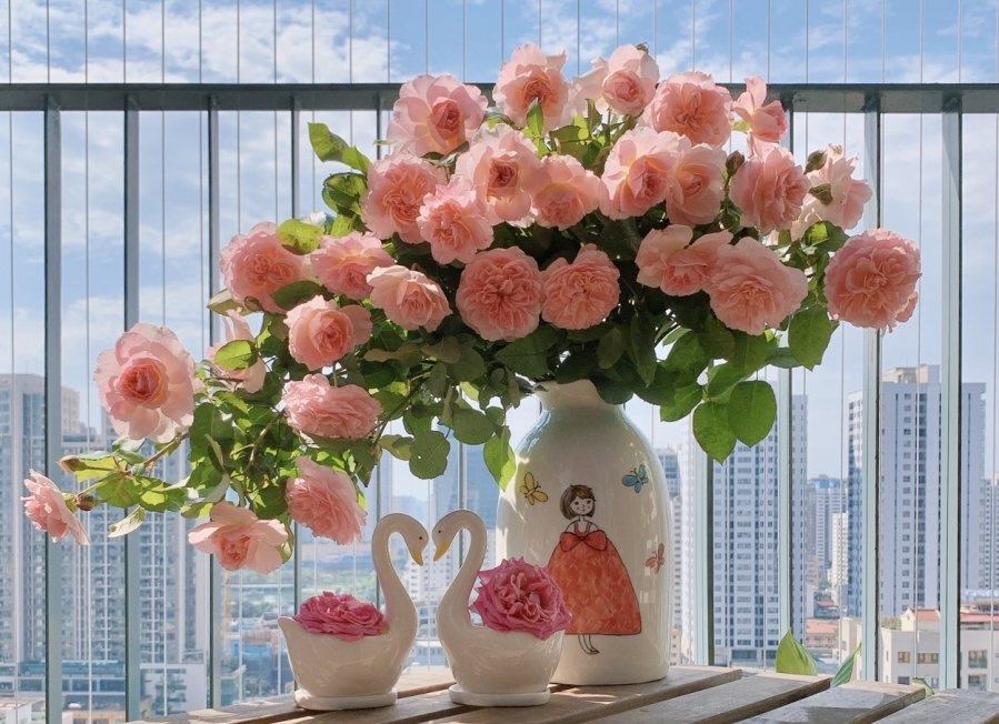 Mẫu cắm hoa hồng đẹp 3