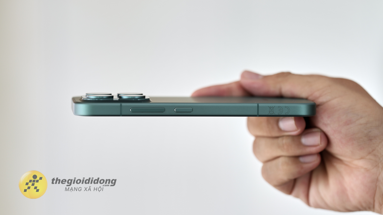 Trên tay Xiaomi 17 5G: Snapdragon 8 Elite Gen 5, camera Leica 50 MP