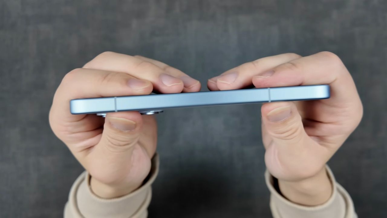 Trên tay Xiaomi 17 5G: Snapdragon 8 Elite Gen 5, camera Leica 50 MP và pin 7.000 mAh Trên tay Xiaomi 17 5G: Snapdragon 8 Elite Gen 5, camera Leica 50 MP và pin 7.000 mAh