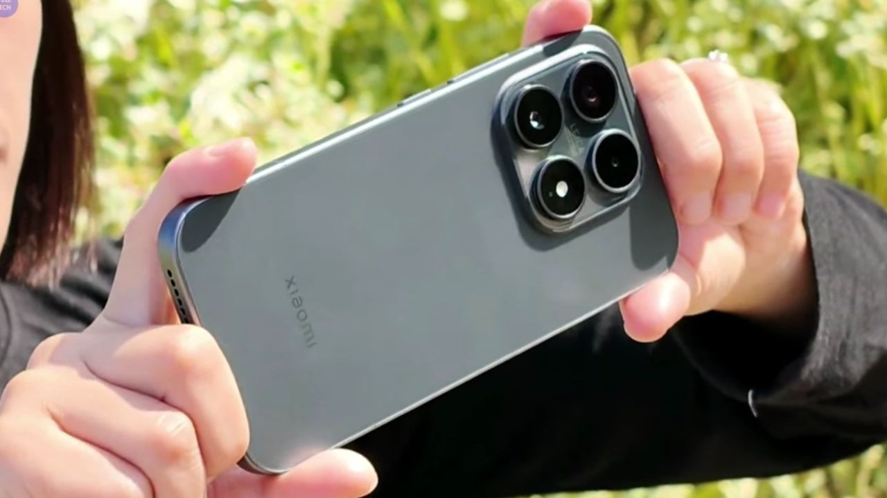 Trên tay Xiaomi 17 5G: Snapdragon 8 Elite Gen 5, camera Leica 50 MP và pin 7.000 mAh Trên tay Xiaomi 17 5G: Snapdragon 8 Elite Gen 5, camera Leica 50 MP và pin 7.000 mAh