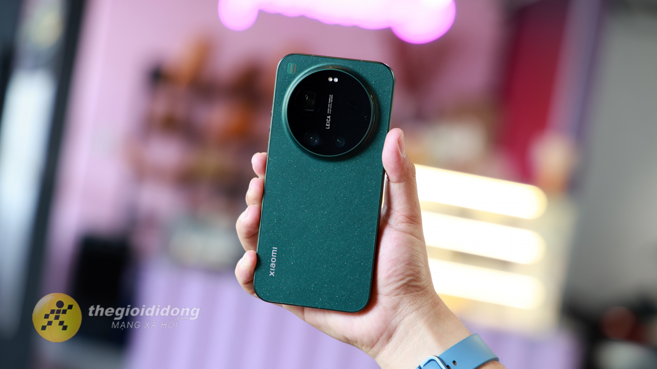 Trên tay Xiaomi 17 Ultra: Siêu phẩm camera-phone với ống kính Leica trứ danh Trên tay Xiaomi 17 Ultra: Siêu phẩm camera-phone với ống kính Leica trứ danh