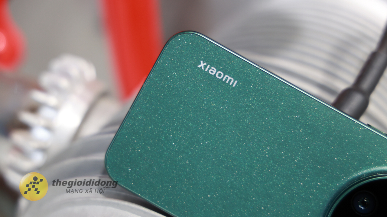 Trên tay Xiaomi 17 Ultra: Siêu phẩm camera-phone với ống kính Leica trứ danh Trên tay Xiaomi 17 Ultra: Siêu phẩm camera-phone với ống kính Leica trứ danh