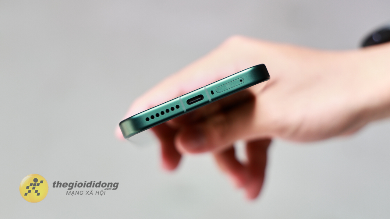 Trên tay Xiaomi 17 Ultra: Siêu phẩm camera-phone với ống kính Leica trứ danh Trên tay Xiaomi 17 Ultra: Siêu phẩm camera-phone với ống kính Leica trứ danh