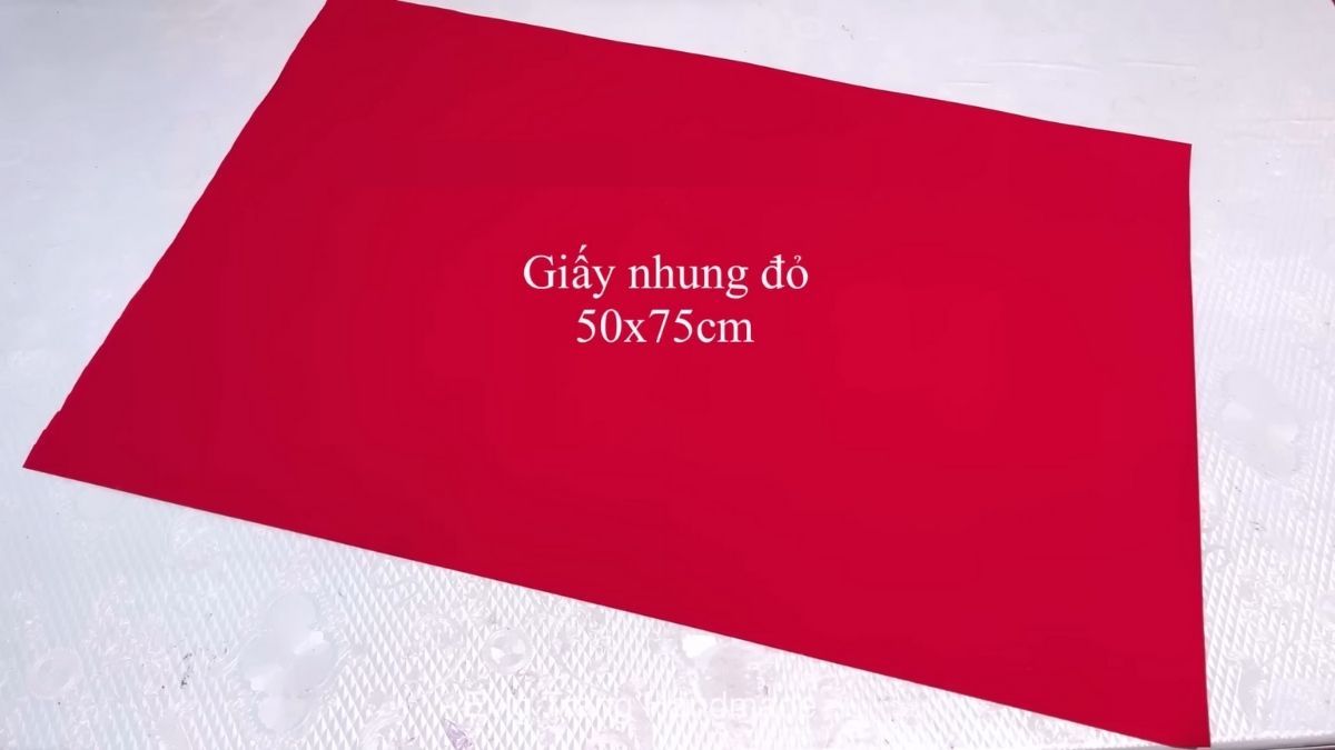 Bước 1: Chuẩn bị giấy và cắt kích thước