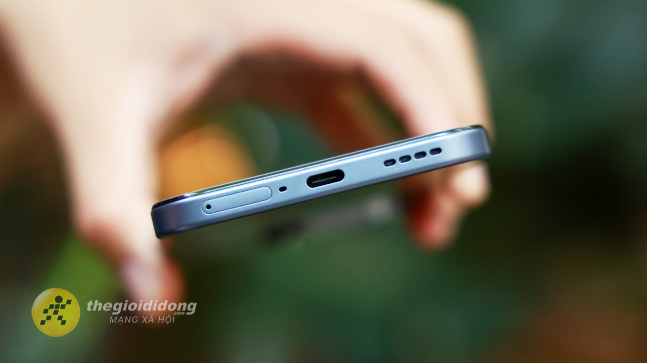 Trên Tay Realme 16 Pro 5G: Camera Chính 200 Mp, Vi Xử Lý Dimensity 7300 Max Và Pin 7.000 Mah