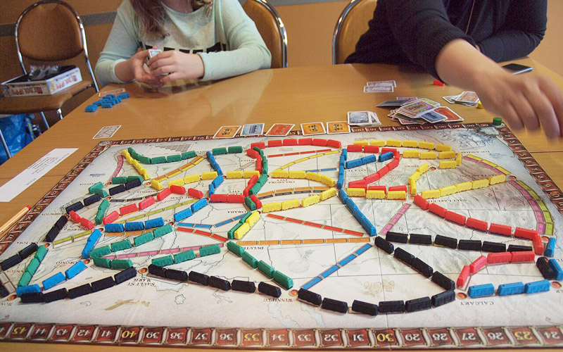 Ticket to Ride cho người chơi kết nối các thành phố để ghi điểm chiến thắng