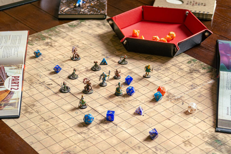 Người chơi hóa thân anh hùng, phiêu lưu trong cốt truyện sâu sắc của Dungeons & Dragons