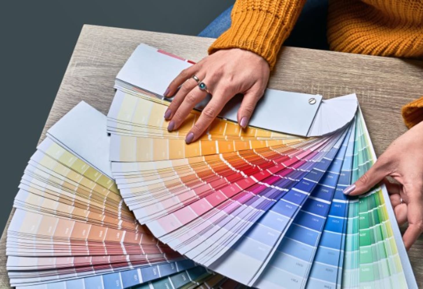 Personal Color là màu sắc cá nhân của mỗi người, giúp bạn chọn trang phục, trang điểm, phù hợp nhất với màu da của mình Personal Color là màu sắc cá nhân của mỗi người, giúp bạn chọn trang phục, trang điểm, phù hợp nhất với màu da của mình