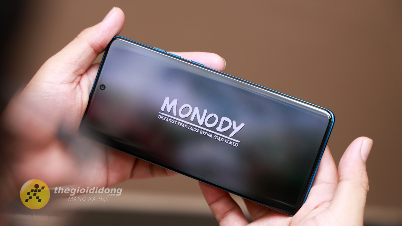 Muốn Kiếm Smartphone Chơi Tết, Chọn Ngay Motorola Edge 60 Fusion