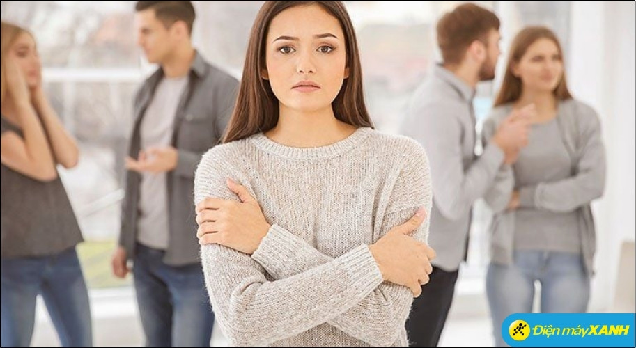 Vũ Khúc vốn là sao cô quả, nên khi đóng ở cung Nô Bộc, nó chủ về việc đương số có ít bạn bè, quan hệ xã giao kém