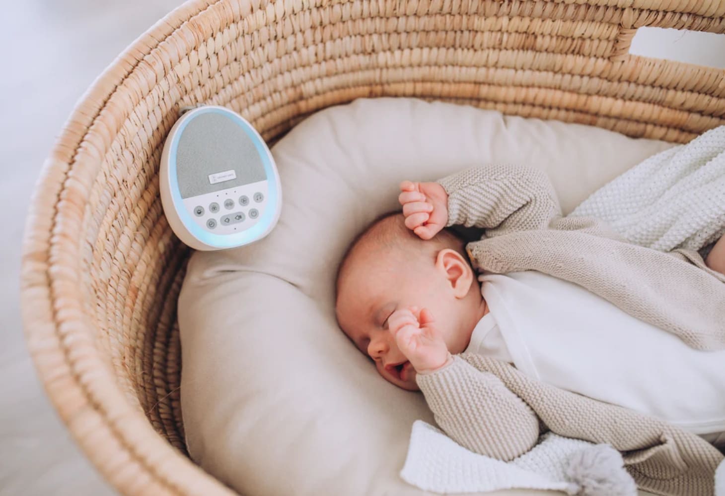 Tiếng ồn trắng giúp trẻ ngủ ngon và dễ dàng hơn Tiếng ồn trắng giúp trẻ ngủ ngon và dễ dàng hơn