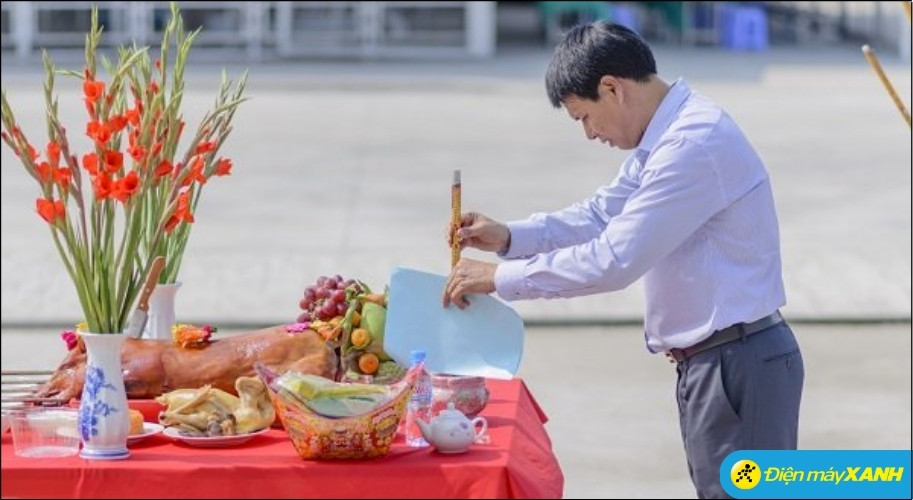 Văn khấn động thổ khi sửa chữa nhà khác với xây mới chủ yếu ở phần mô tả công việc cụ thể để phù hợp với nghi thức Văn khấn động thổ khi sửa chữa nhà khác với xây mới chủ yếu ở phần mô tả công việc cụ thể để phù hợp với nghi thức